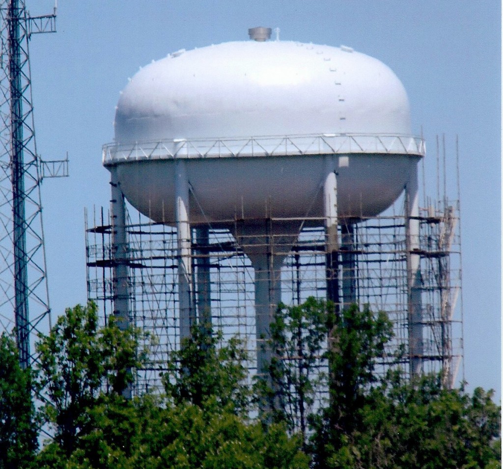 June 30, 2016 - The white exterior coating consists of two coats of epoxy paint and a polyurethane overcoat. Painting was done using a roller. The exterior required 300 gallons of paint, the interior required 660 gallons of paint.