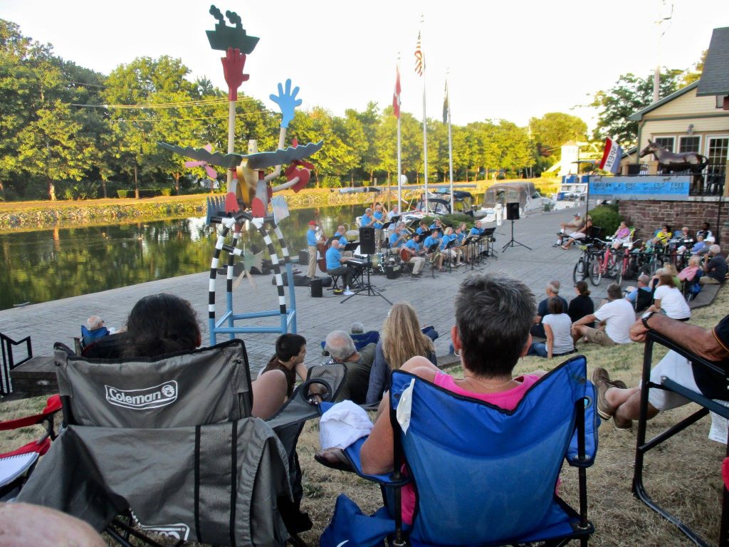 Enjoy free canalside concerts in Brockport on Thursday evenings.