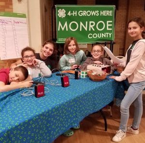 Posh Ponies 4-H Club demonstrates “Horse Bowl” competition. Photo by CCE-Monroe Staff